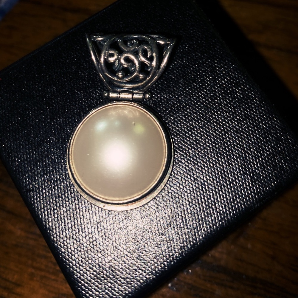 Sterling Silver filigree Pearl pendant